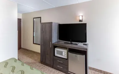 Quality Inn & Suites Plattsburgh