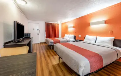 Motel 6-Mansfield, OH