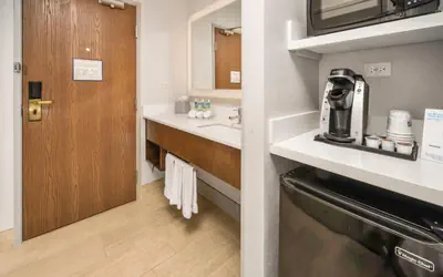 Holiday Inn Express Chicago Northwest-Vernon Hills by IHG