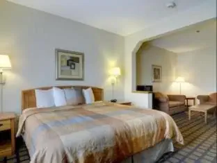 Best Western Inn & Suites - Midway Airport