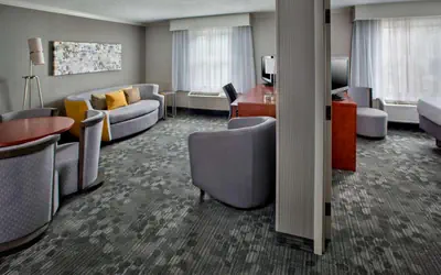 Sonesta Select Tinton Falls Eatontown