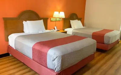 Motel 6-Hannibal, MO