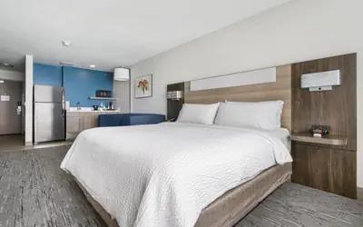 Holiday Inn Express Peru-Lasalle Area by IHG