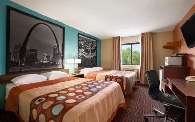 Super 8 by Wyndham Fairview Heights-St. Louis