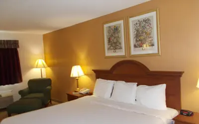 Royalton Inn and Suites, Wilmington,Ohio