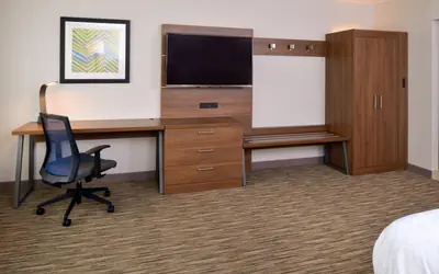 Holiday Inn Express & Suites - Ottumwa by IHG