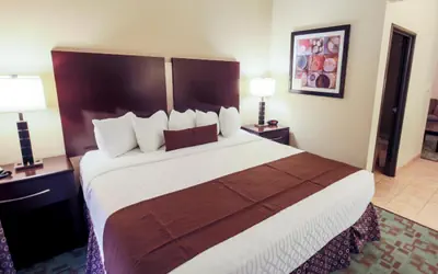 Best Western Plus Eastgate Inn & Suites
