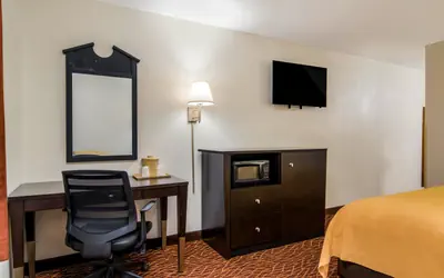 Quality Inn Marietta near Dobbins ARB