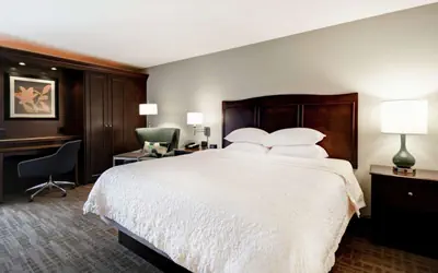 Hampton Inn Overland Park