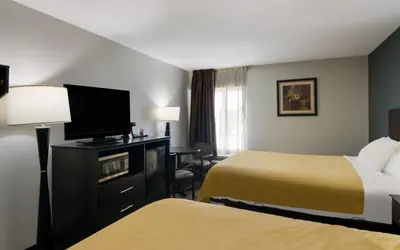 Quality Inn Aurora - Naperville Area