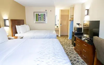 Baymont by Wyndham College Park Atlanta Airport South