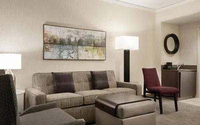 Embassy Suites by Hilton Chicago North Shore Deerfield