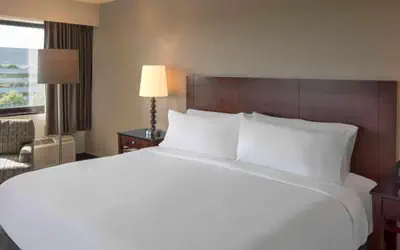 DoubleTree by Hilton Chicago Schaumburg