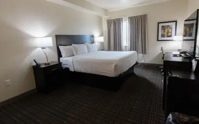 Cobblestone Hotel & Suites-Sheldon
