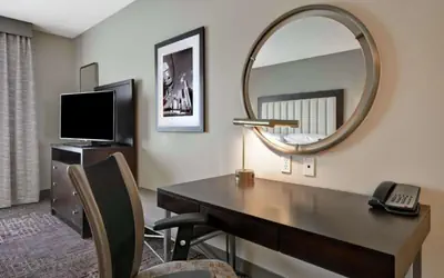 DoubleTree by Hilton Chicago Midway Airport, IL