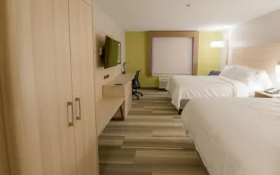 Holiday Inn Express & Suites Dayton East - Beavercreek by IHG