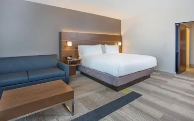 Holiday Inn Express & Suites Covington by IHG