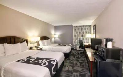 La Quinta by Wyndham Springfield South