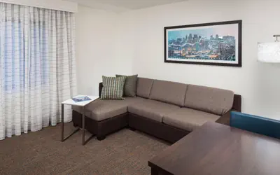 Residence Inn Kansas City Country Club Plaza