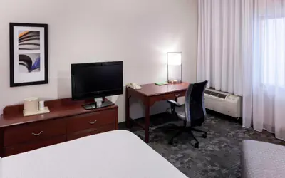 Courtyard by Marriott Wichita East