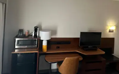Comfort Inn & Suites Akron South