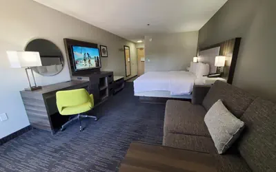 Hampton Inn Olathe