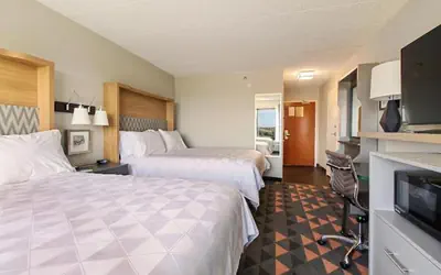 Holiday Inn Chicago Nw Crystal Lk Conv Ctr by IHG