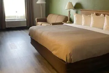 Quality Inn Perrysburg - Toledo South