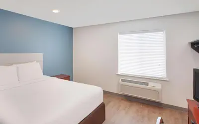WoodSpring Suites Bentonville