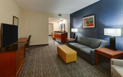 Drury Inn & Suites St. Louis Arnold