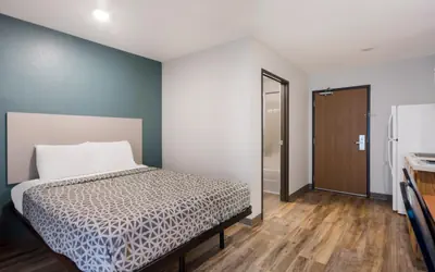 WoodSpring Suites Macon West I-475