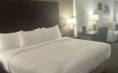 Comfort Inn & Suites Verona at Turning Stone Resort Casino