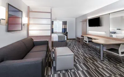 Microtel Inn & Suites by Wyndham - Penn Yan