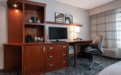 Courtyard by Marriott Charlotte Lake Norman