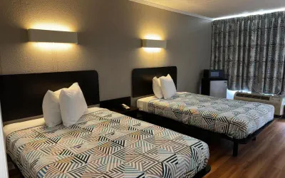 Motel 6-Tifton, GA