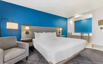 Comfort Inn Bourbonnais near I-57