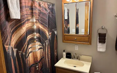 Hermann Crown Suites