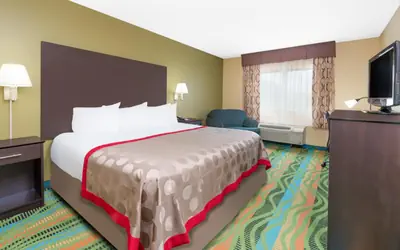 Ramada by Wyndham Vandalia