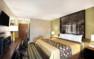 Super 8 by Wyndham Tuscola