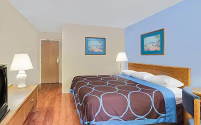 Super 8 by Wyndham Newburgh/West Point Stewart Intl Airport