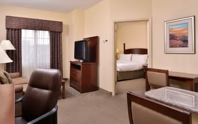 Photo 3 - 1 Bedroom Suite 1 King Nonsmoking