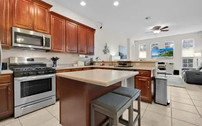 Photo 5 - Peaceful 5BR with Private Pool & Hot Tub-Disney
