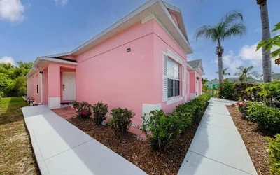 Photo 3 - Idyllic and peaceful 4 bed home near Disney
