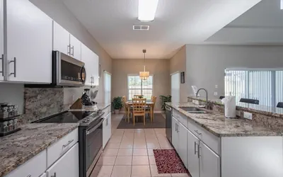 Photo 5 - Castaway Breeze-5 BR Pool Home w/ game room