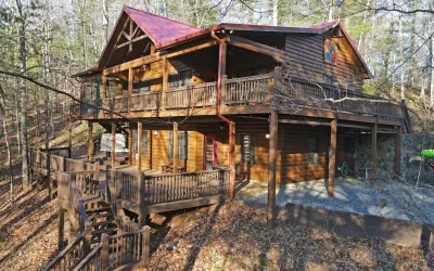 Photo 2 - 3 Little Cubs Lodge Blue Ridge GA