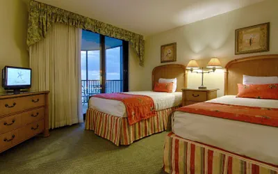 Photo 4 - Beachfront 2 Bedroom Suite