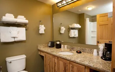 Photo 5 - Split Rock Suite