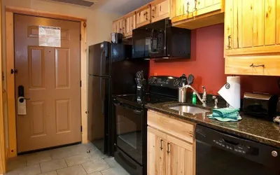Photo 2 - Split Rock Suite