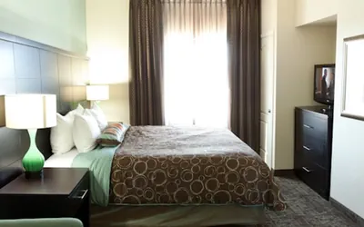 Photo 2 - Studio Suite 1 Queen Bed