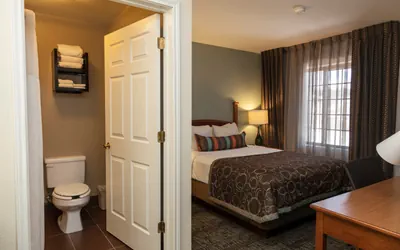 Photo 2 - 1 Bedroom 1 Queen